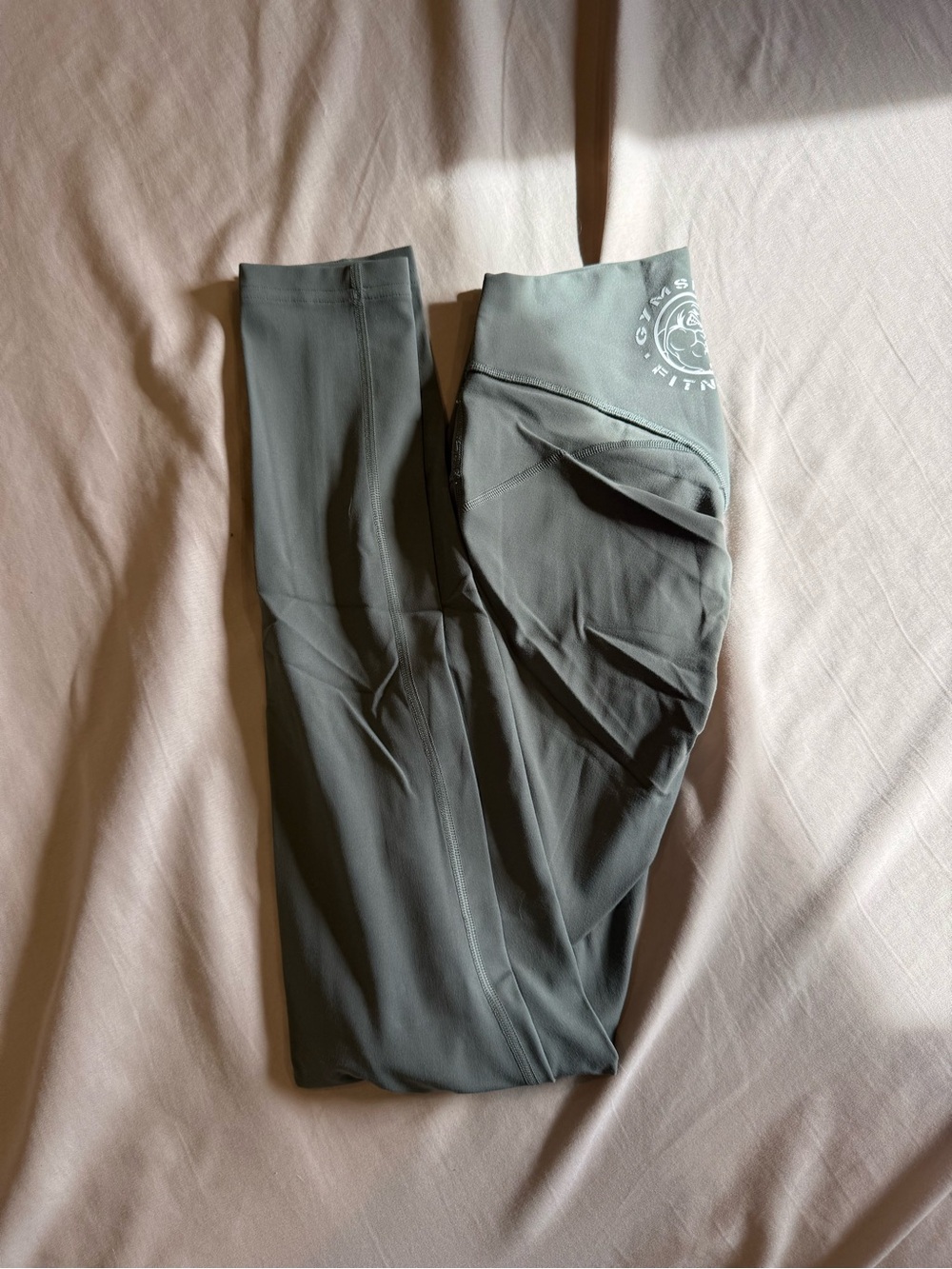 Gymshark Women’s Leggings in Sage Green